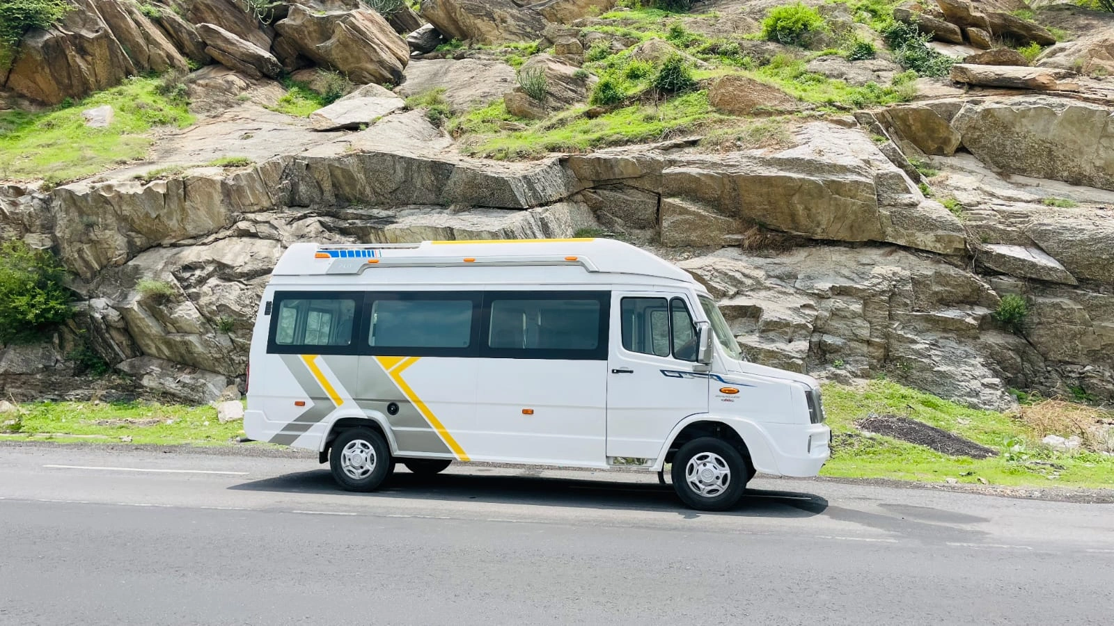 Hire Tempo Traveller